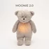 Kép 2/5 - Moonie 2.0 the Organic Humming Friend dallammal és lámpával maci- GRAY